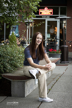 Senior-Paige-MillCreekTownCenter-MillCreek-4990