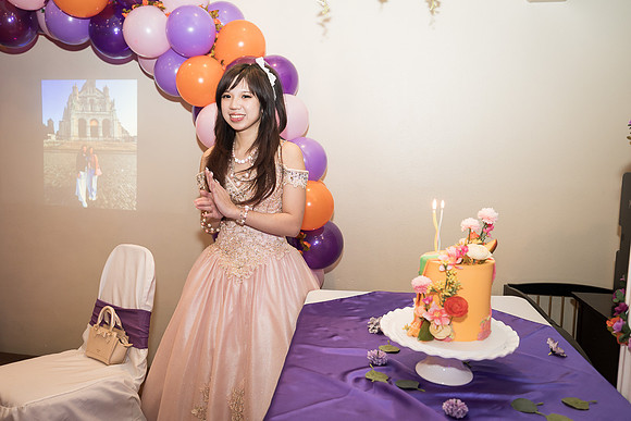 snohomish-event-photographer-lila-18thbirthday-snohomish-heliosballroom-4963