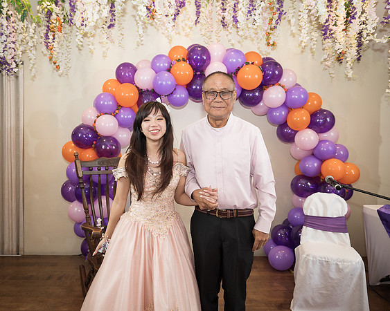snohomish-event-photographer-lila-18thbirthday-snohomish-heliosballroom-5409