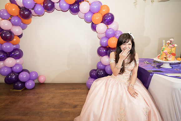 snohomish-event-photographer-lila-18thbirthday-snohomish-heliosballroom-5508