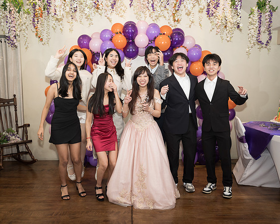 snohomish-event-photographer-lila-18thbirthday-snohomish-heliosballroom-5831
