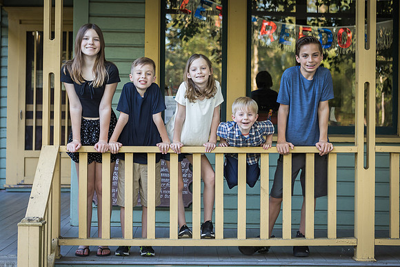 Family-Abbotts-BothellLanding-Bothell-1470