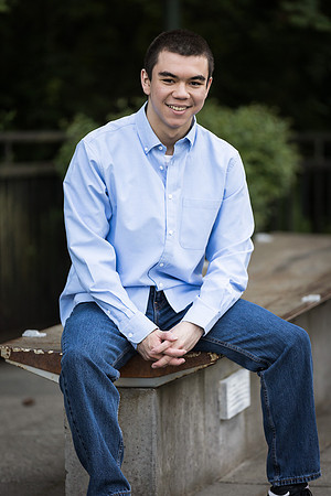 snohomish-senior-photographer-kaiu-mill-creek-towncenter-2475