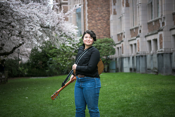 Senior-Hiro-UW-QUAD-Seattle-6841