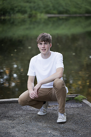 snohomish-senior-photographer-tyler-bothell-landing-0418