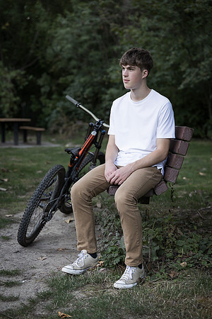 snohomish-senior-photographer-tyler-bothell-landing-0352