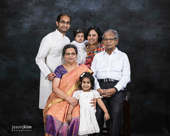 ThomasFamily-20220121-1079