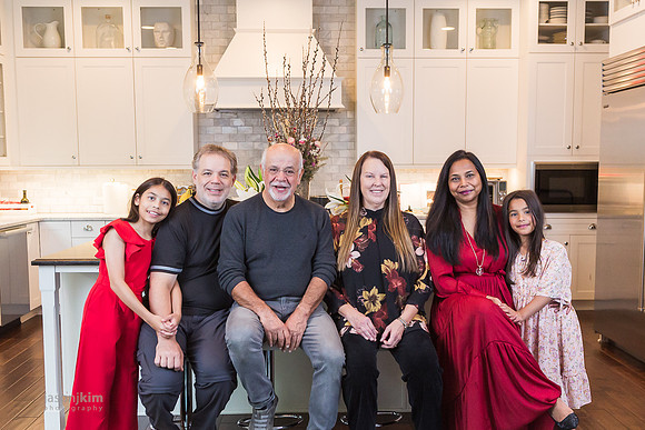 Family-Peons-Home-MercerIsland-20221023-5895