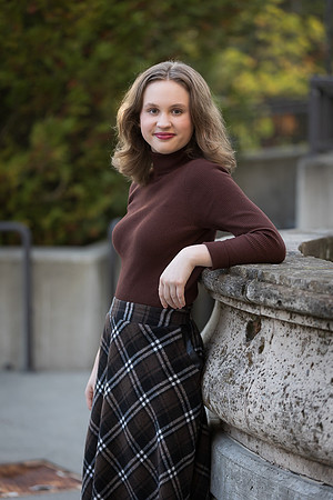 snohomish-senior-photographer-jillian-mill-creek-towncenter-3032