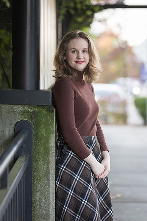 snohomish-senior-photographer-jillian-mill-creek-towncenter-3120