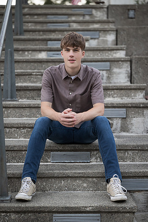 snohomish-senior-photographer-tyler-bothell-landing-0719