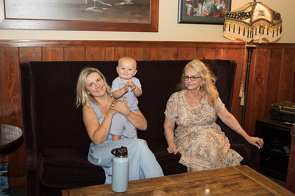 snohomish-wedding-photographyer-D&M-mcmanemins-bothell-3773
