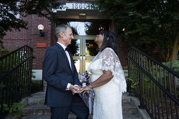 snohomish-wedding-photographyer-D&M-mcmanemins-bothell-4048
