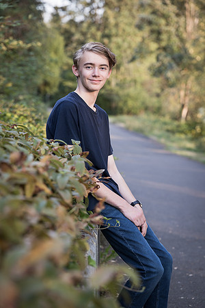 snohomish-senior-photographer-michael-snohomishdowntown-1766
