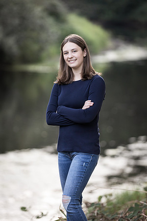 snohomish-senior-photographer-sophia-bothell-landing-8148