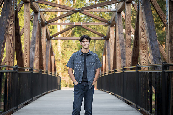 snohomish-family-photographer-zack&fathia-bothell-landing-6259