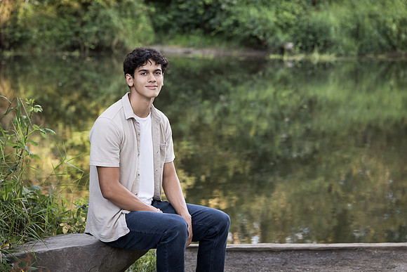 snohomish-family-photographer-zack&fathia-bothell-landing-5817