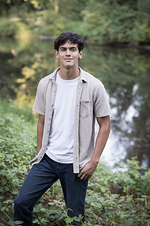 snohomish-family-photographer-zack&fathia-bothell-landing-5945